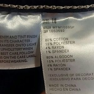 Wallflower Jeans - NWOT Wallflower jeans Wallflower Jeans - NWOT Wallflower jeans